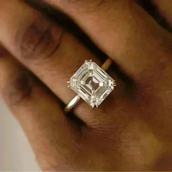 NWT Emerald Cut Simulated Engagement Ring 5.5CT Yellow plating over Silver sz 6 - Picture 1 of 10
